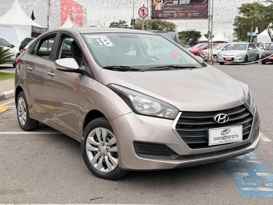 HYUNDAI HB20S 1.6 COMFORT PLUS 16V FLEX 4P MANUAL HYUNDAI HB20S 1.6 COMFORT PLUS 16V FLEX 4P MANUAL